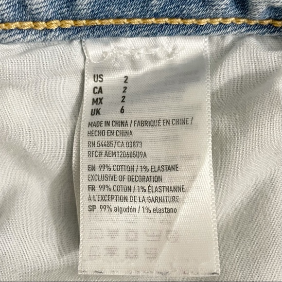 American Eagle Crochet Lace Hem Distressed Denim Shortie Shorts Jean Short - Picture 14 of 15